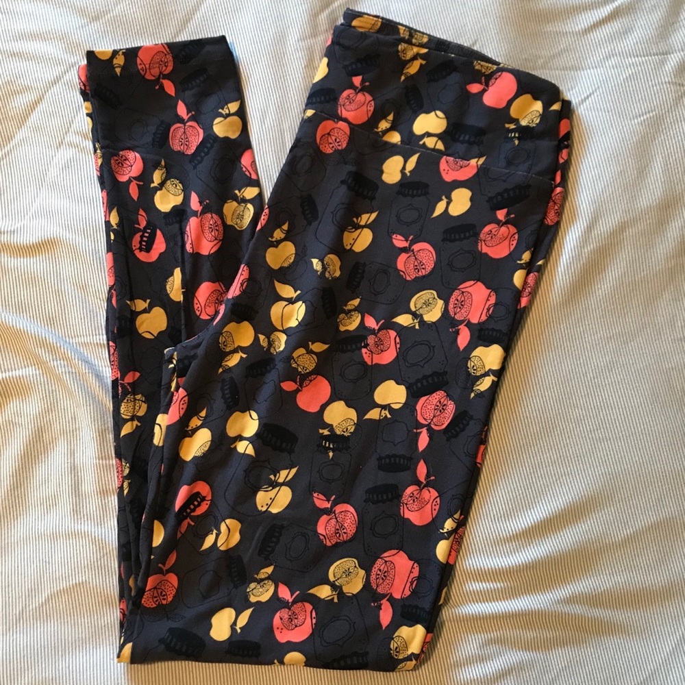 ⭐️ NWT LulaRoe TC leggings ⭐️